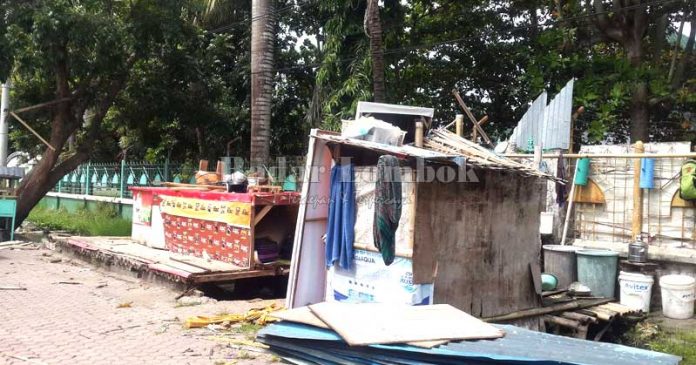 Puluhan Lapak PKL di Lingkar Selatan Dibongkar