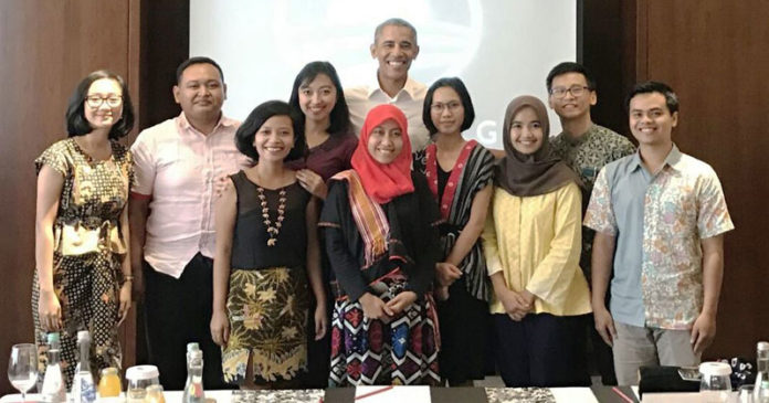 Risma Ayu Gadis Pilihan Barack Obama Saat Berlibur di Indonesia