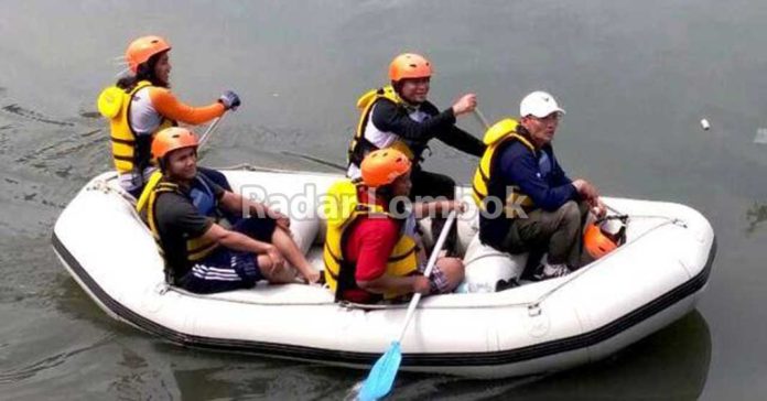 Kali Jangkuk Kota Mataram Jadi Lokasi Wisata Rafting
