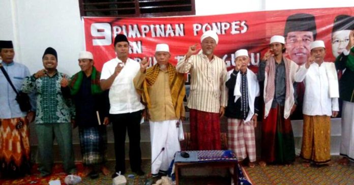 9 Pimpinan Ponpes dan Forum Tuan Guru Dukung Jokowi - Cak Imin