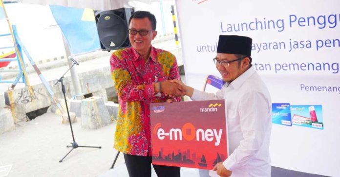 Bank Mandiri Launching e-Money di Pelabuhan Bangsal