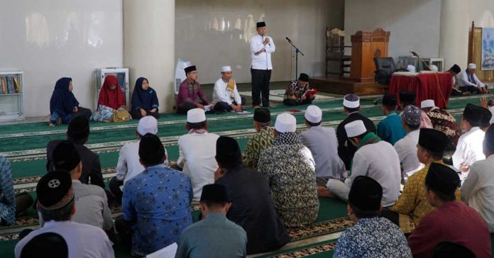 Imam Masjid dan Guru Ngaji Dapat Bonus Umrah