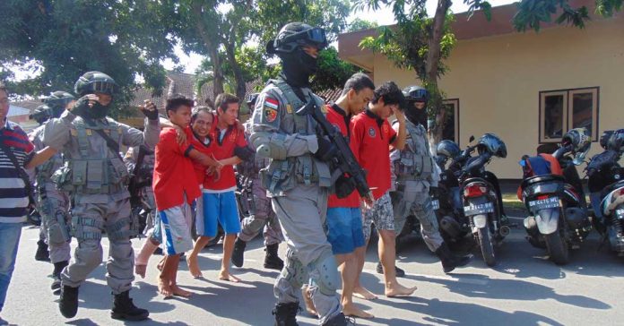 Polisi Tembak Pencuri Motor Anggota TNI
