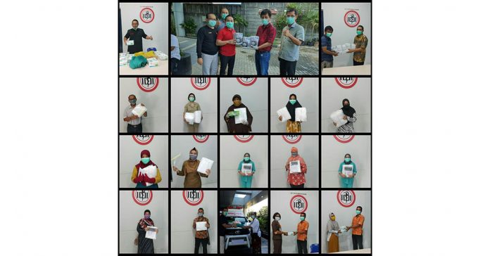 PEMBAGIAN : Pengurus IDI Kota Mataram menyalurkan APD ke semua tenaga medis di Kota Mataram. (ist-For Radar Lombok)