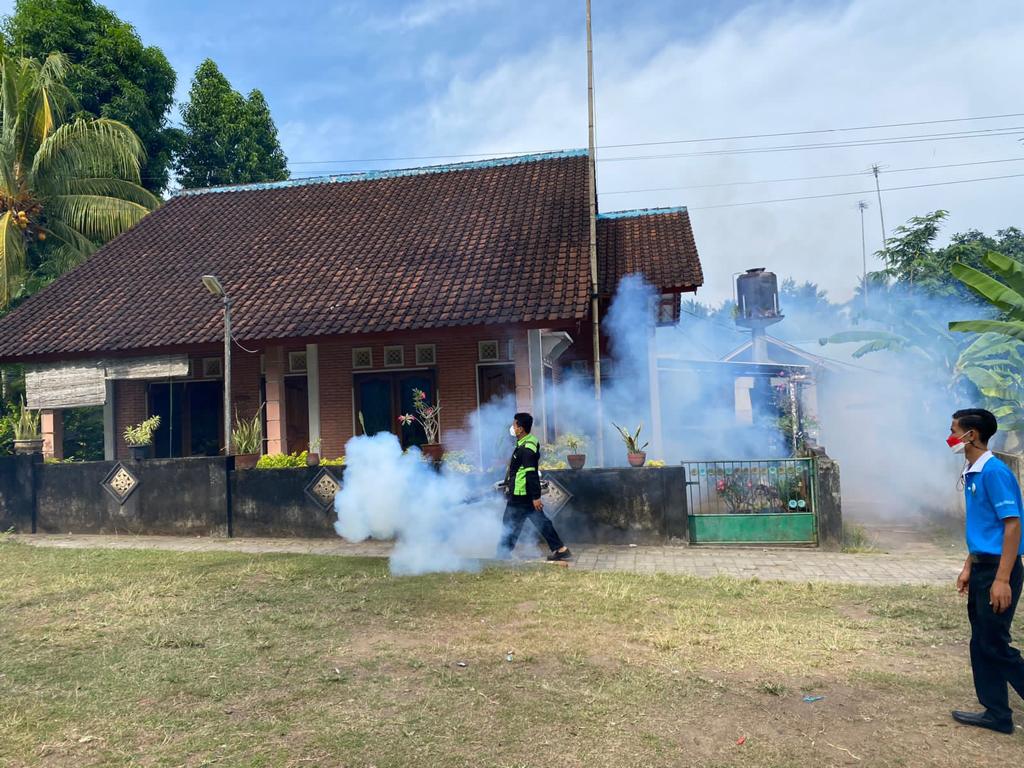 Cegah Penyebaran Dbd Aruna Senggigi Gelar Fogging Massal